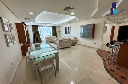 Apartment - 4 Bedrooms - 4 Bathrooms for rent in Al Juffair - Capital Governorate