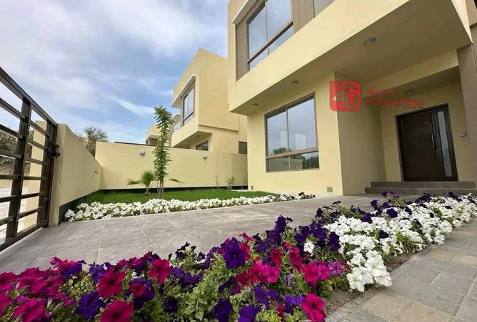 56857705 - Property Main Image