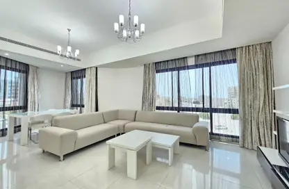 Apartment - 1 Bedroom - 2 Bathrooms for rent in Mahooz - Manama - Capital Governorate