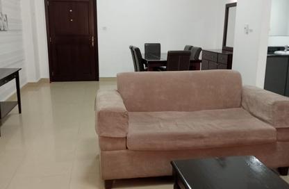 Apartment - 1 Bedroom - 1 Bathroom for rent in Sanabis - Manama - Capital Governorate