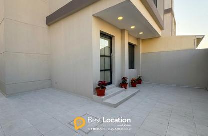 Villa - 4 - 5 for sale in Hamad Town - Northern Governorate