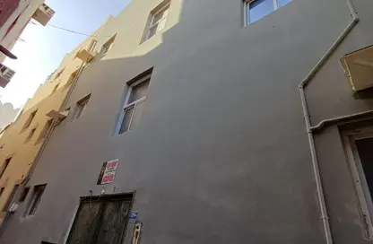 Whole Building - 7+ Bedrooms - 7+ Bathrooms for rent in Gudaibiya - Manama - Capital Governorate