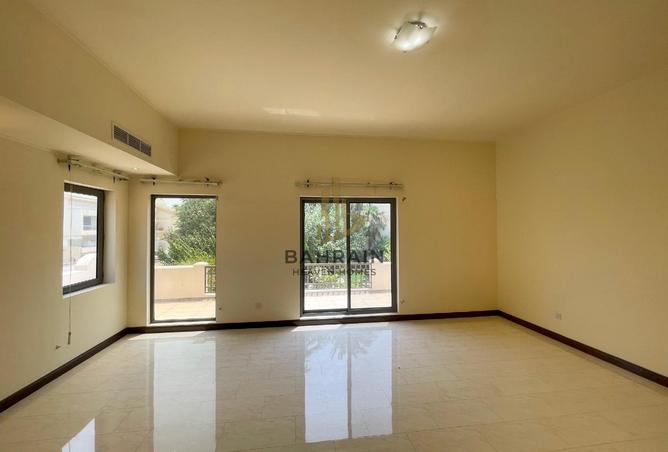 51352738 - Property Image 2