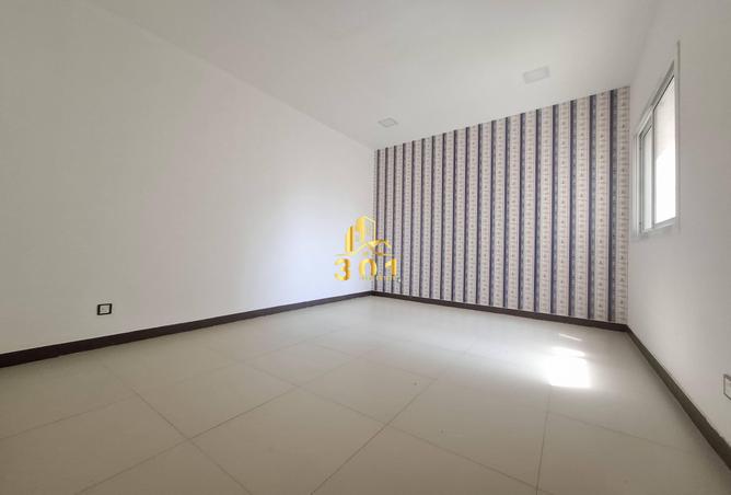 52436092 - Property Image 3