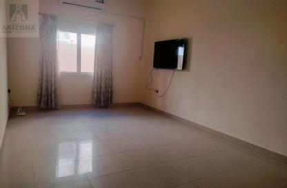 Apartment - 2 Bedrooms - 2 Bathrooms for rent in Jeblat Hebshi - Northern Governorate