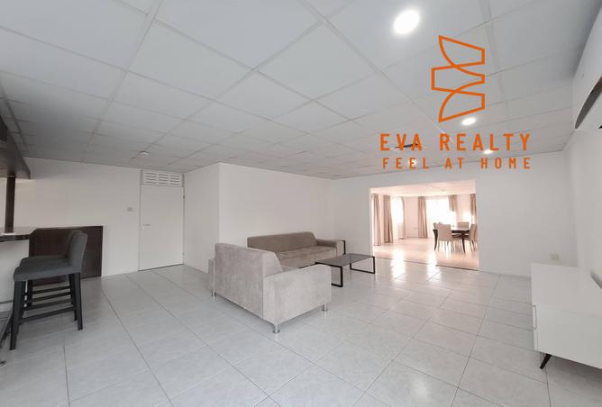 55921823 - Property Main Image
