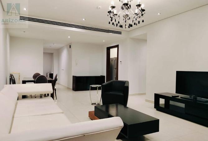 992389 - Property Image 3