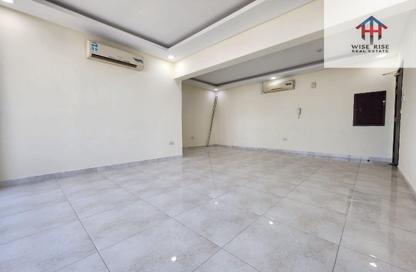 Apartment - 2 Bedrooms - 2 Bathrooms for rent in Hidd - Muharraq Governorate