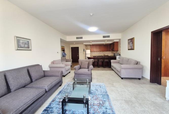 988270 - Property Main Image