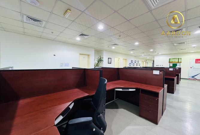 992739 - Property Image 2