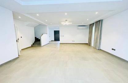 Villa - 3 Bedrooms - 4 Bathrooms for rent in Saar - Northern Governorate