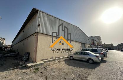 Warehouse - Studio - 2 Bathrooms for rent in Salmabad - Central Governorate