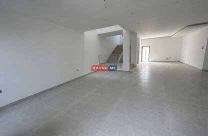 Villa - 4 - 6 for sale in Arad - Muharraq Governorate
