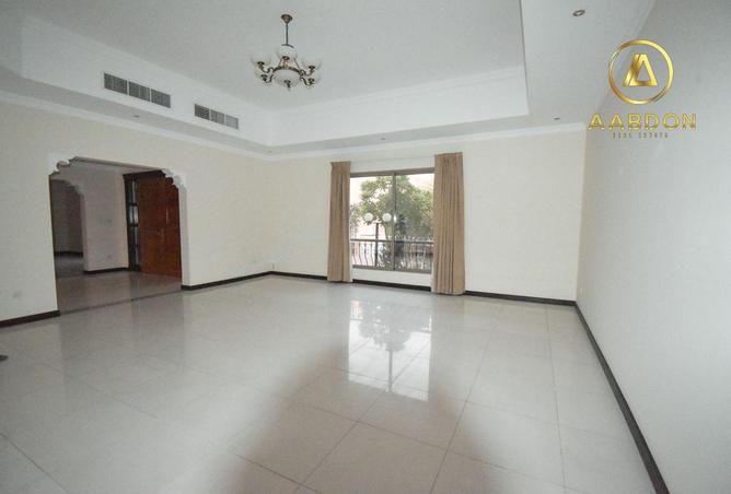 55054935 - Property Image 2