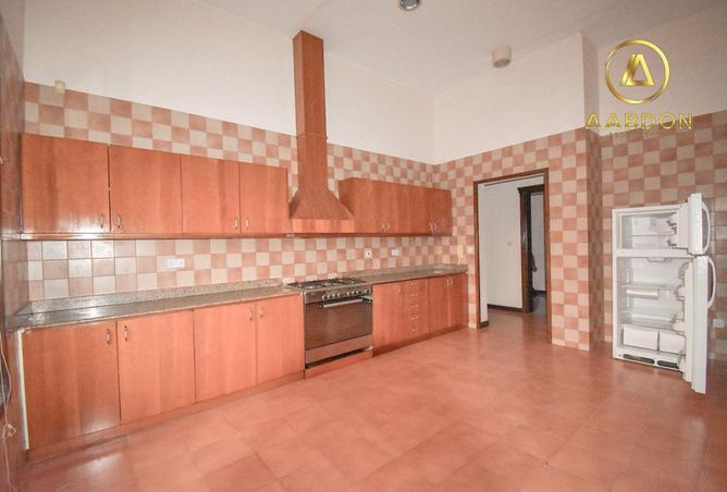 55054935 - Property Image 3