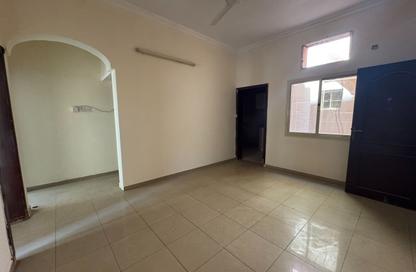 Apartment - 2 Bedrooms - 2 Bathrooms for rent in Budaiya - Northern Governorate