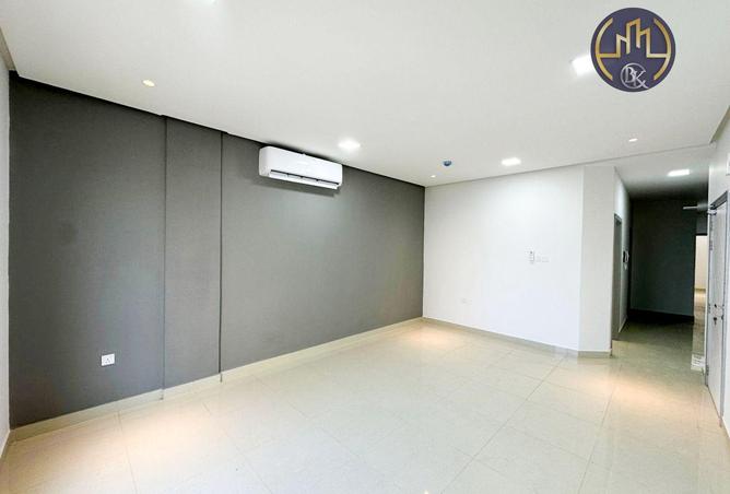 994140 - Property Image 2