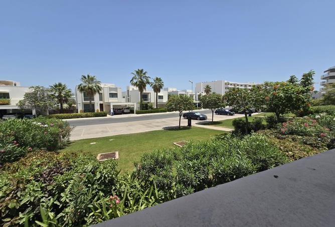 53489208 - Property Main Image