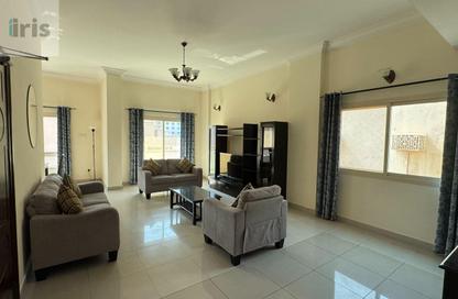 Apartment - 3 Bedrooms - 3 Bathrooms for rent in Al Juffair - Capital Governorate