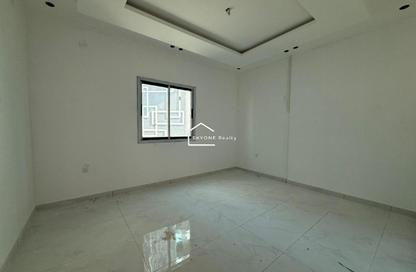 Apartment - 5 Bedrooms - 6 Bathrooms for sale in Hidd - Muharraq Governorate Apartment - 5 Bedrooms - 6 Bathrooms for sale in Hidd - Muharraq Governorate