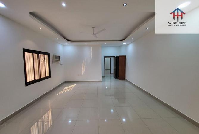 985804 - Property Image 3