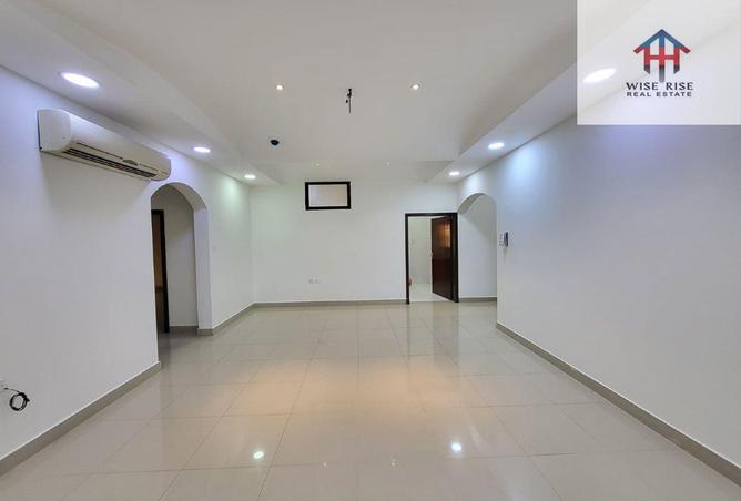 985804 - Property Main Image