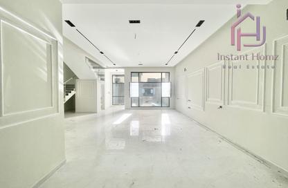 Villa - 5 Bedrooms - 7 Bathrooms for sale in Busaiteen - Muharraq Governorate