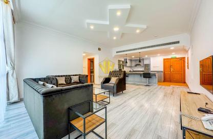 Apartment - 2 Bedrooms - 2 Bathrooms for rent in Sanabis - Manama - Capital Governorate