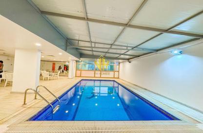 Apartment - 2 Bedrooms - 2 Bathrooms for rent in Sanabis - Manama - Capital Governorate
