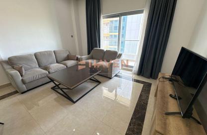 Apartment - 2 Bedrooms - 3 Bathrooms for rent in Al Juffair - Capital Governorate