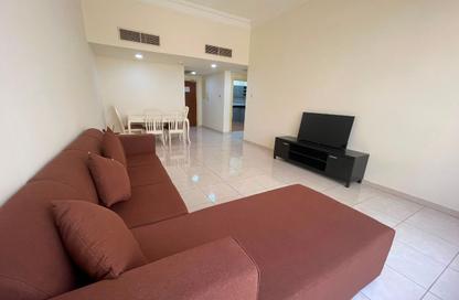 Apartment - 2 Bedrooms - 3 Bathrooms for rent in Um Al Hasam - Manama - Capital Governorate