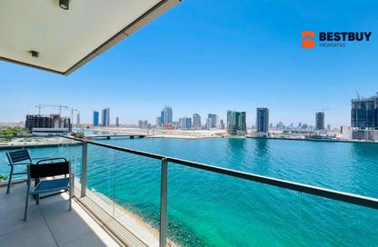 Apartment - 1 Bedroom - 2 Bathrooms for rent in Reef Island - Capital Governorate Apartment - 1 Bedroom - 2 Bathrooms for rent in Reef Island - Capital Governorate