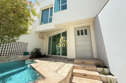 Villa - 4 Bedrooms - 5 Bathrooms for rent in Saar - Northern Governorate