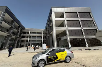 Shop - Studio - 2 Bathrooms for rent in Jannusan - Northern Governorate