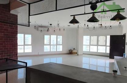 Office Space - 3 Bedrooms - 3 Bathrooms for rent in Hidd - Muharraq Governorate