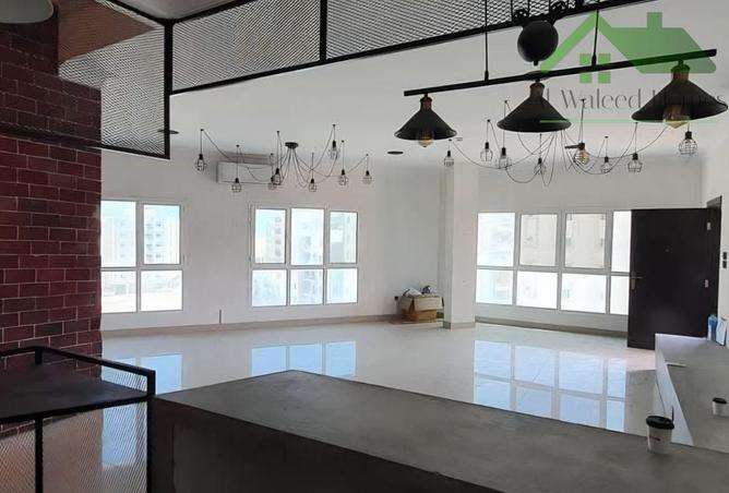 992043 - Property Image 2