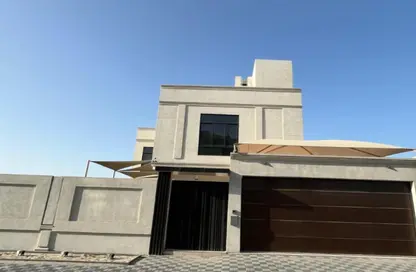 Villa - 4 Bedrooms - 5 Bathrooms for rent in Saar - Northern Governorate