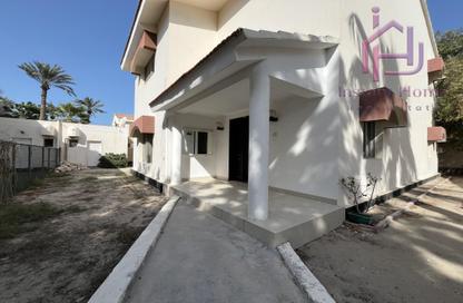 Villa - 4 Bedrooms - 3 Bathrooms for rent in Diraz - Northern Governorate