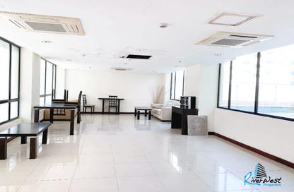 Apartment - 2 Bedrooms - 2 Bathrooms for rent in Al Juffair - Capital Governorate