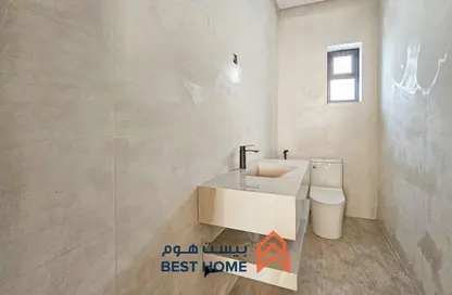 Villa - 4 Bedrooms - 5 Bathrooms for sale in Hamala - Northern Governorate