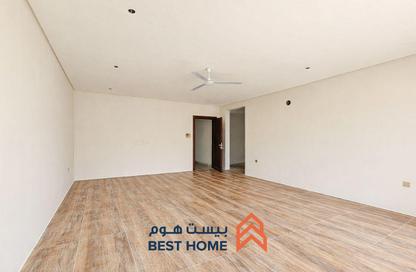 Villa - 4 Bedrooms - 5 Bathrooms for sale in Hamala - Northern Governorate