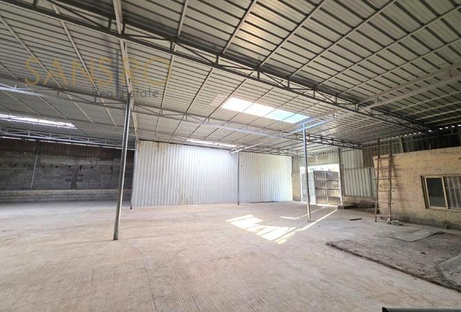 988704 - Property Image 3