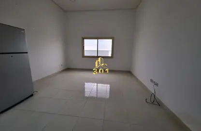 Apartment - 2 Bedrooms - 2 Bathrooms for rent in Janabiya - Northern Governorate