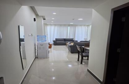 Apartment - 1 Bedroom - 2 Bathrooms for rent in Busaiteen - Muharraq Governorate Apartment - 1 Bedroom - 2 Bathrooms for rent in Busaiteen - Muharraq Governorate