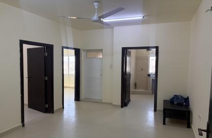 Apartment - 2 Bedrooms - 2 Bathrooms for rent in Riffa - Southern Governorate Apartment - 2 Bedrooms - 2 Bathrooms for rent in Riffa - Southern Governorate