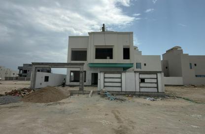 Villa - 5 Bedrooms - 6 Bathrooms for sale in Hidd - Muharraq Governorate