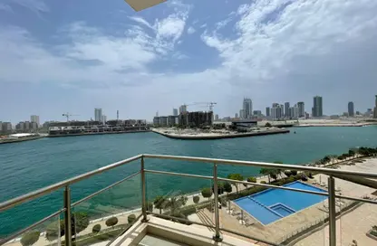Apartment - 2 Bedrooms - 2 Bathrooms for rent in Reef Island - Capital Governorate
