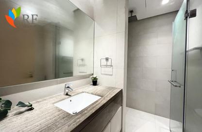 Apartment - 2 Bedrooms - 2 Bathrooms for rent in Reef Island - Capital Governorate