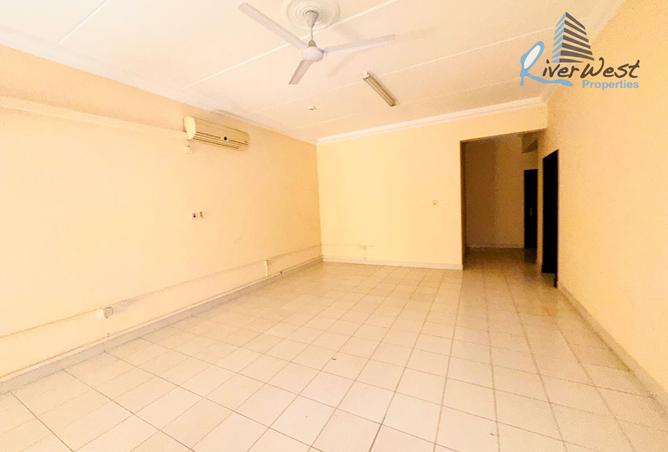 998264 - Property Image 2