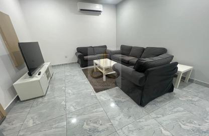 Apartment - 1 - 1 for rent in Gudaibiya - Manama - Capital Governorate